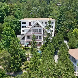 Meraki Holistic Wellness Retreat Hotel