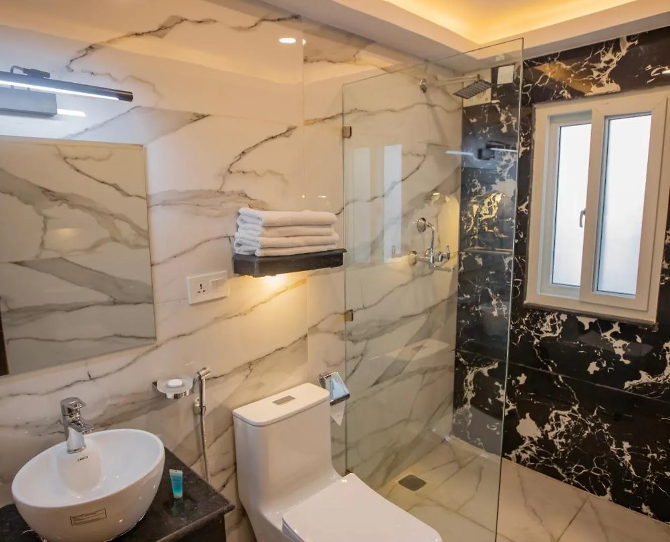 Capital Boutique Hotel Kathmandu 3*,